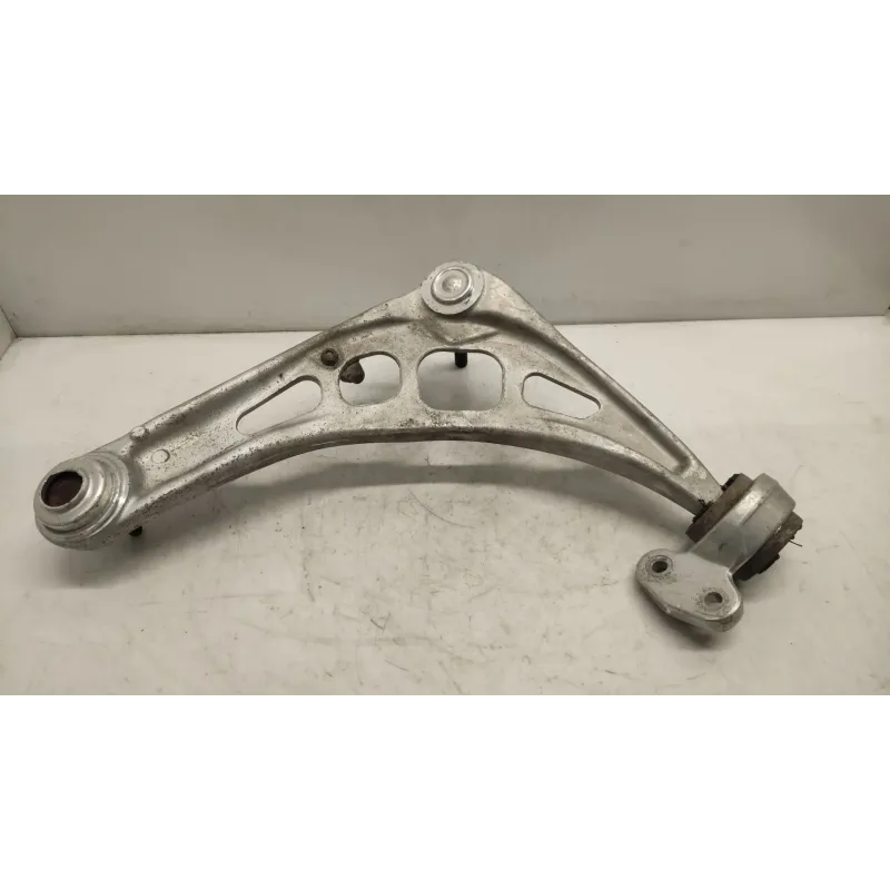 Triangle inferieur avant droit bmw serie 3 e46