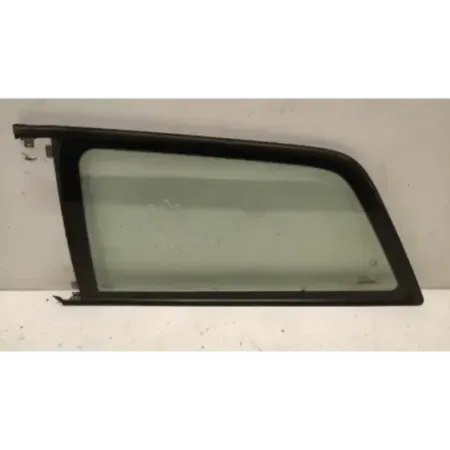 Glace custode gauche audi a3 8l