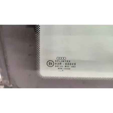 Glace custode gauche audi a3 8l