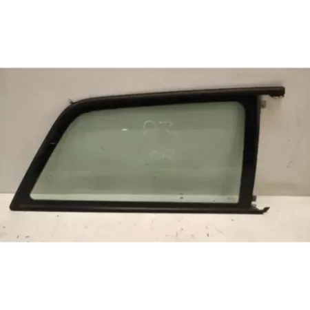 Glace custode droit audi a3 8l