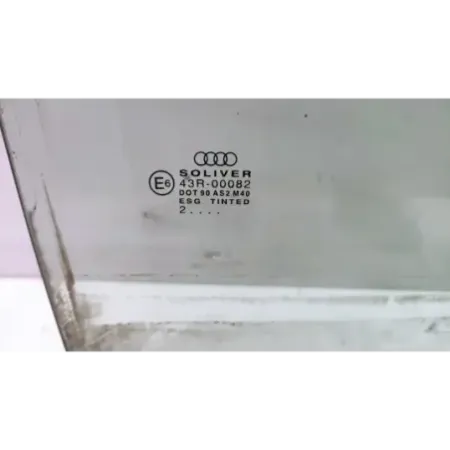 Glace porte avant droite audi a3 8l