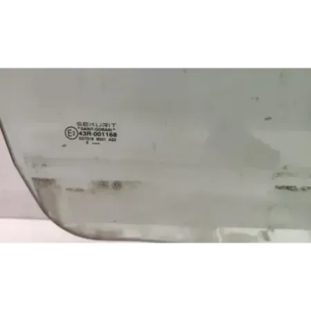 Glace porte avant droite volkswagen touareg 7l i