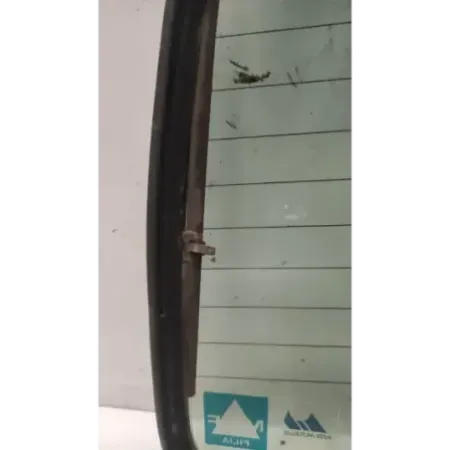 Lunette arriere volkswagen golf 1 i