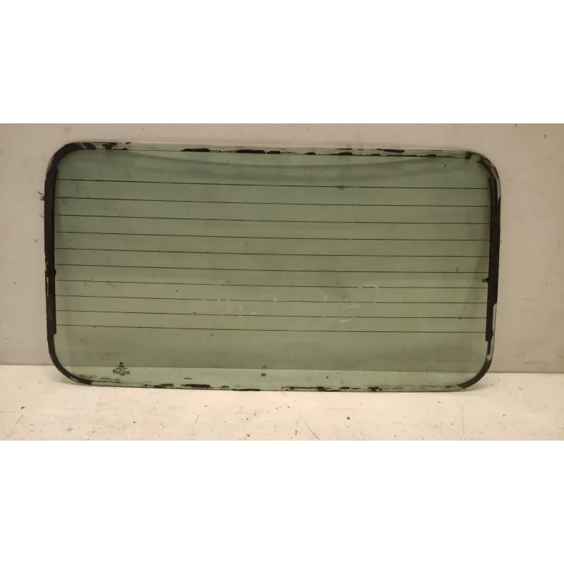 Lunette arriere volkswagen golf 1 i