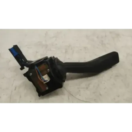 Commodo essuie glace volkswagen golf 5 v