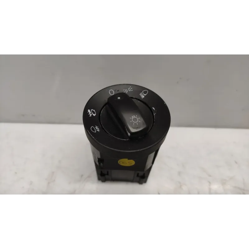 Commande eclairage audi a4 8e b6/b7