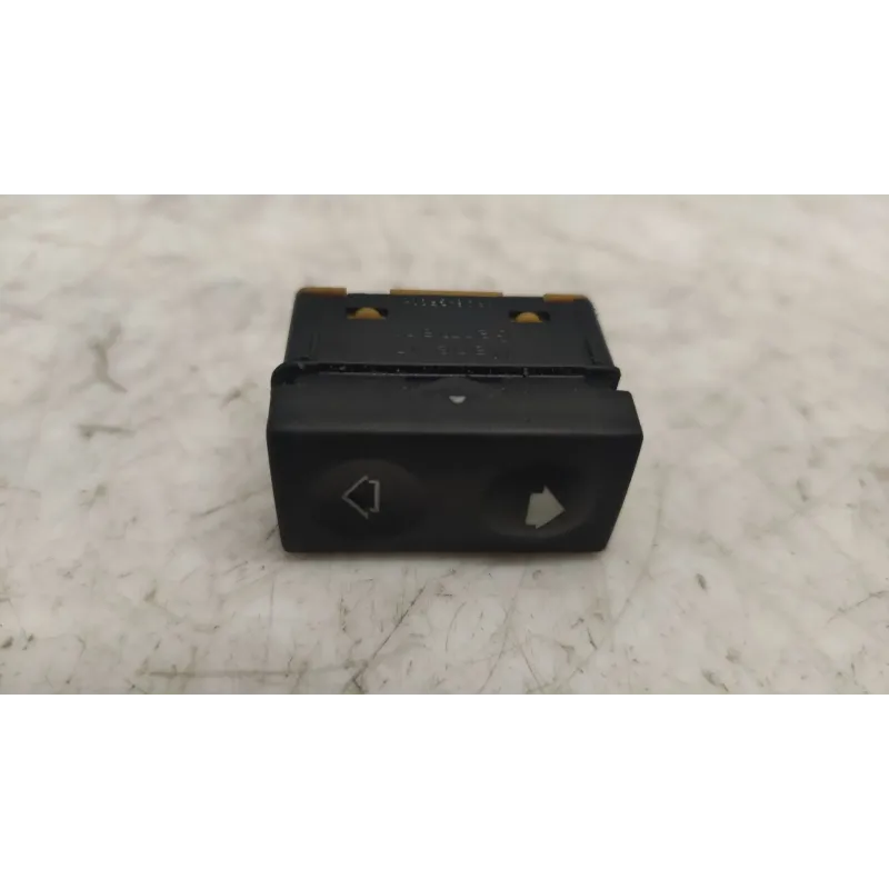 Commande leve-glace porte avant gauche bmw z3