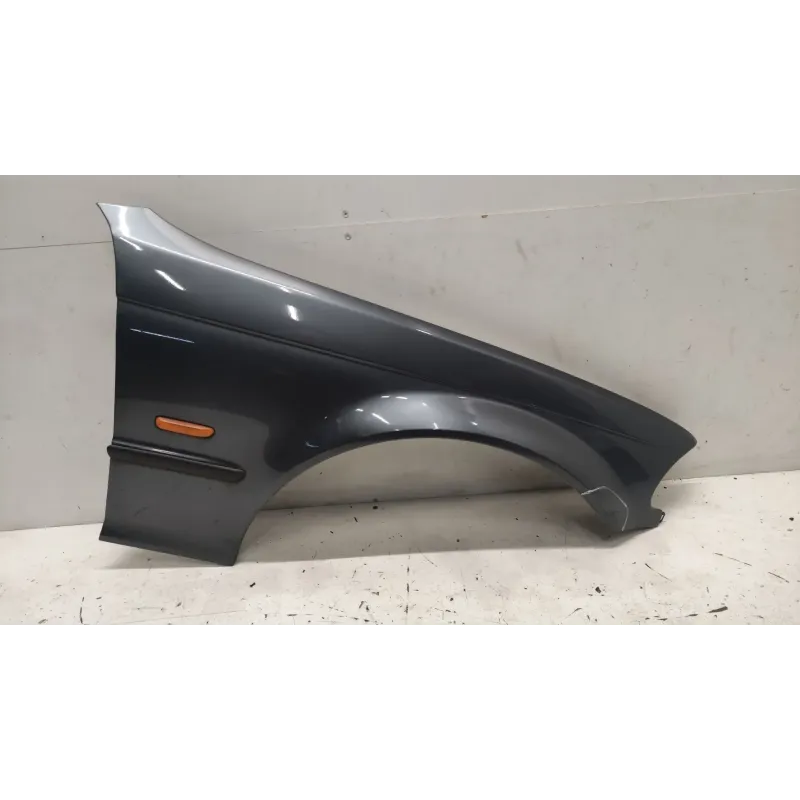 Aile avant droite bmw serie 3 e46