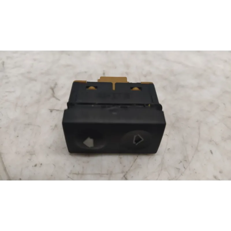 Commande leve-glace porte avant gauche bmw z3