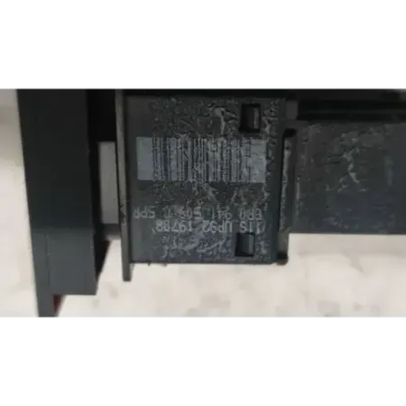 Bouton de warning audi a3 8p