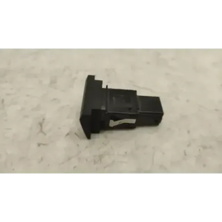 Bouton de warning audi a3 8p