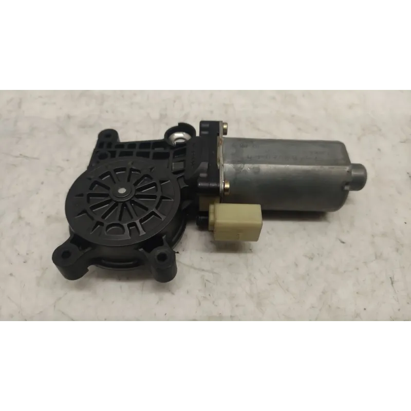 Moteur leve-glace arriere droit bmw serie 3 e46