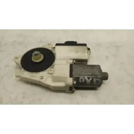 Moteur leve-glace avant droit bmw x3 e83