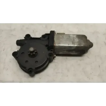 Moteur leve-glace avant droit bmw serie 7 e32
