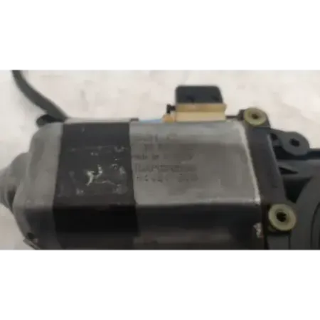 Moteur leve-glace avant gauche bmw serie 5 e34