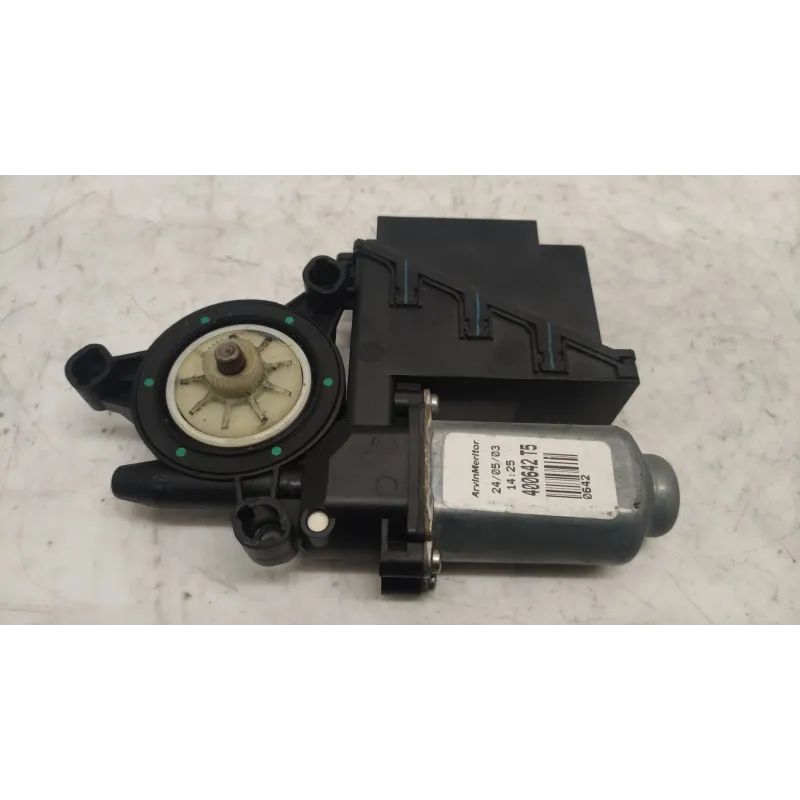 Moteur leve-glace avant gauche