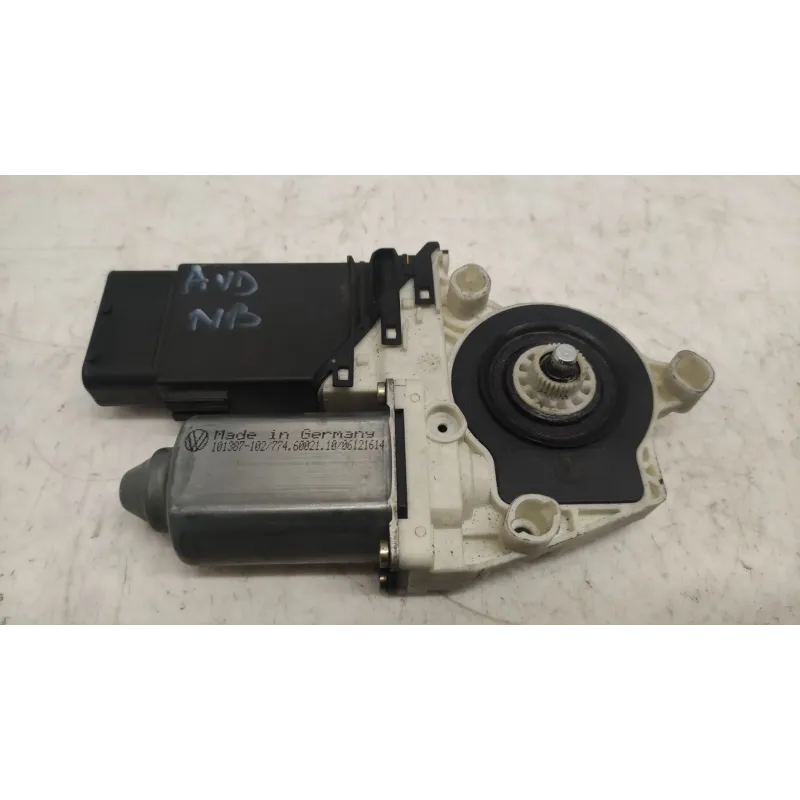 Moteur leve-glace avant droit volkswagen new beetle 1c/9c/1y
