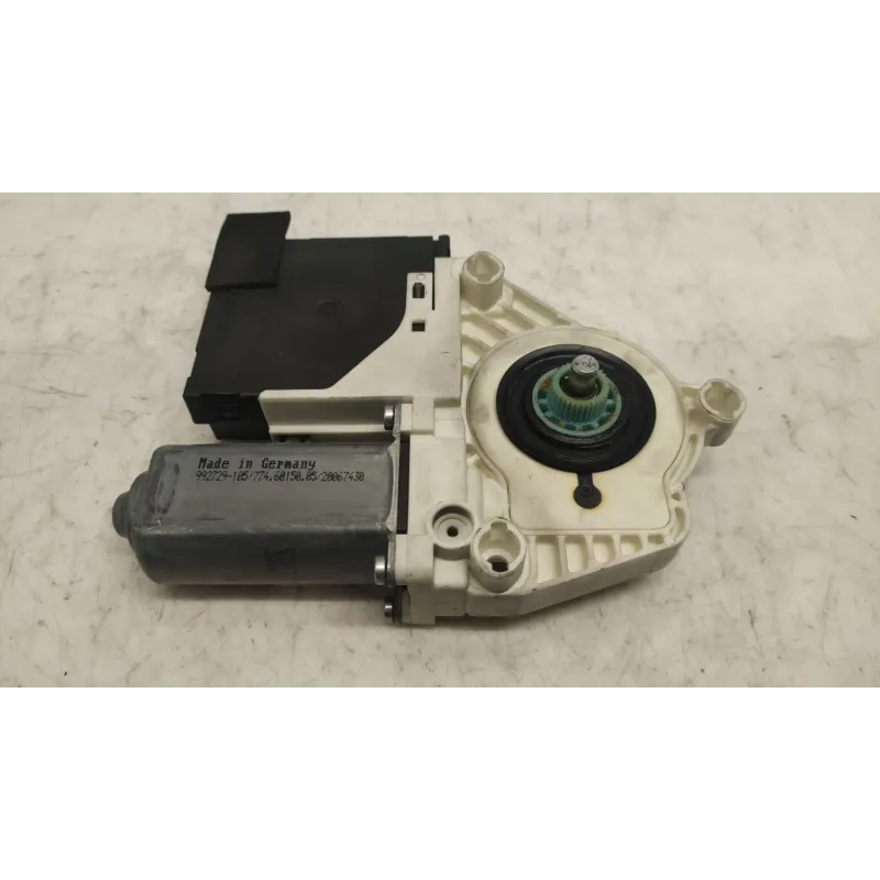 Moteur leve-glace avant gauche volkswagen passat 3c b6