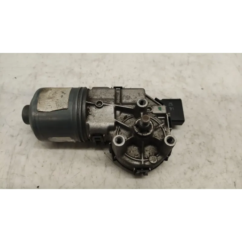Moteur essuie-glace avant volkswagen golf 4 iv