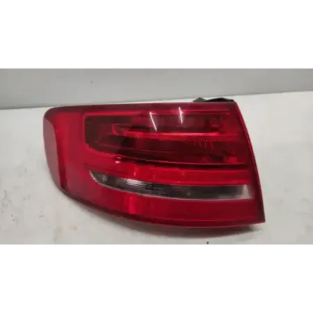 Feu arriere gauche audi a4 8k