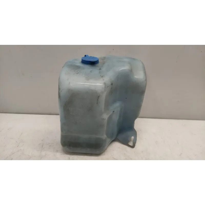 Reservoir lave-glace avant volkswagen golf 2 ii