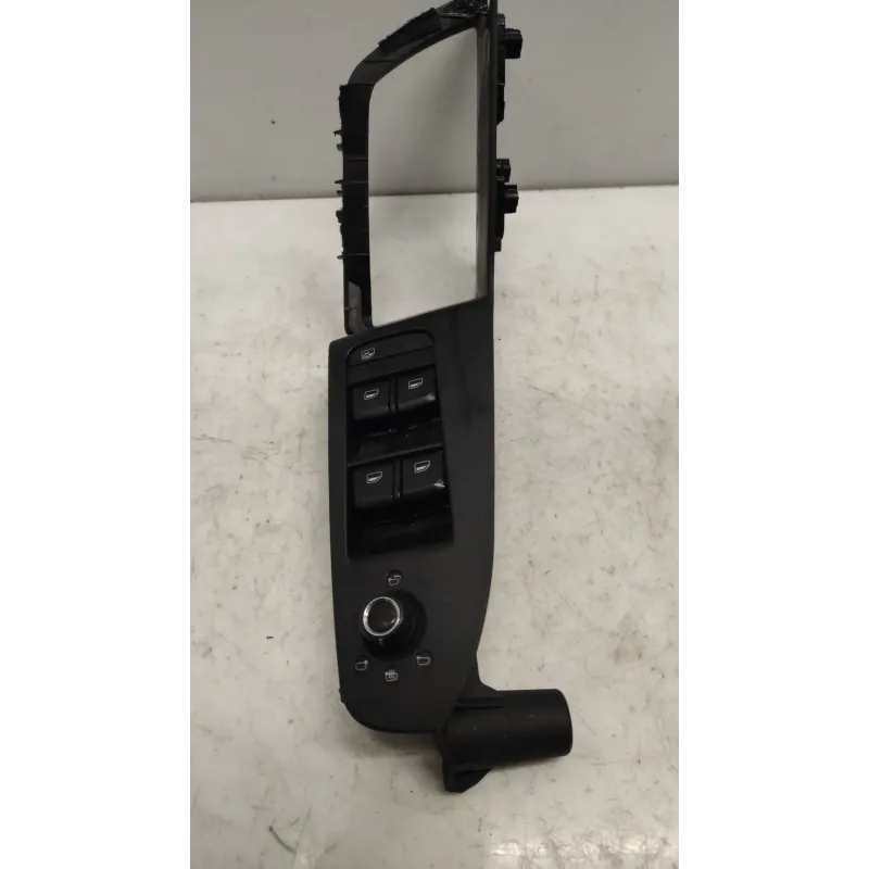 Commande leve-glace porte avant gauche audi a4 8k