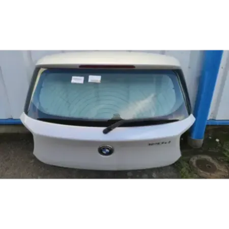 Malle / hayon / coffre