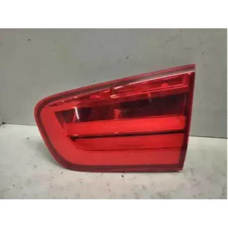 Feu arriere interieur droit bmw serie 1 f20/f21