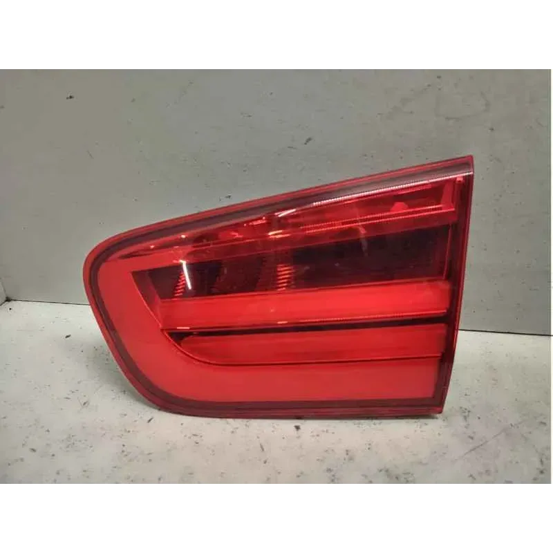Feu arriere interieur droit bmw serie 1 f20/f21