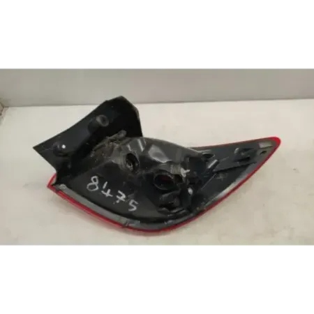 Feu arriere gauche mazda 2 1.5 mzr