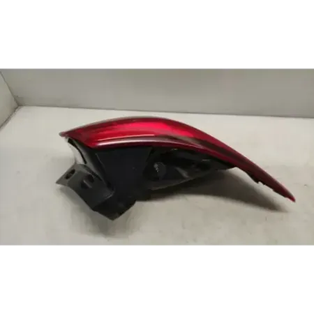 Feu arriere gauche mazda 2 1.5 mzr