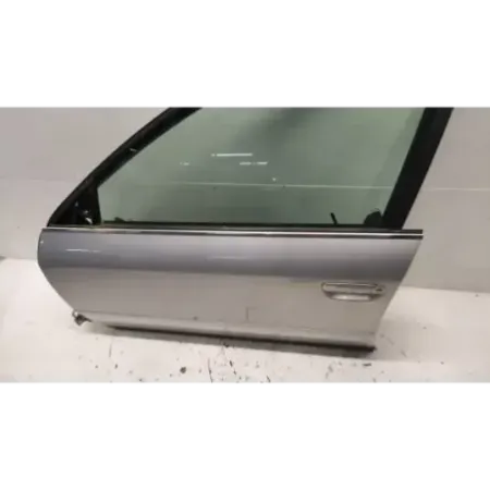 Porte avant gauche audi a6 4b