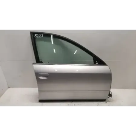 Porte avant droite audi a6 4b