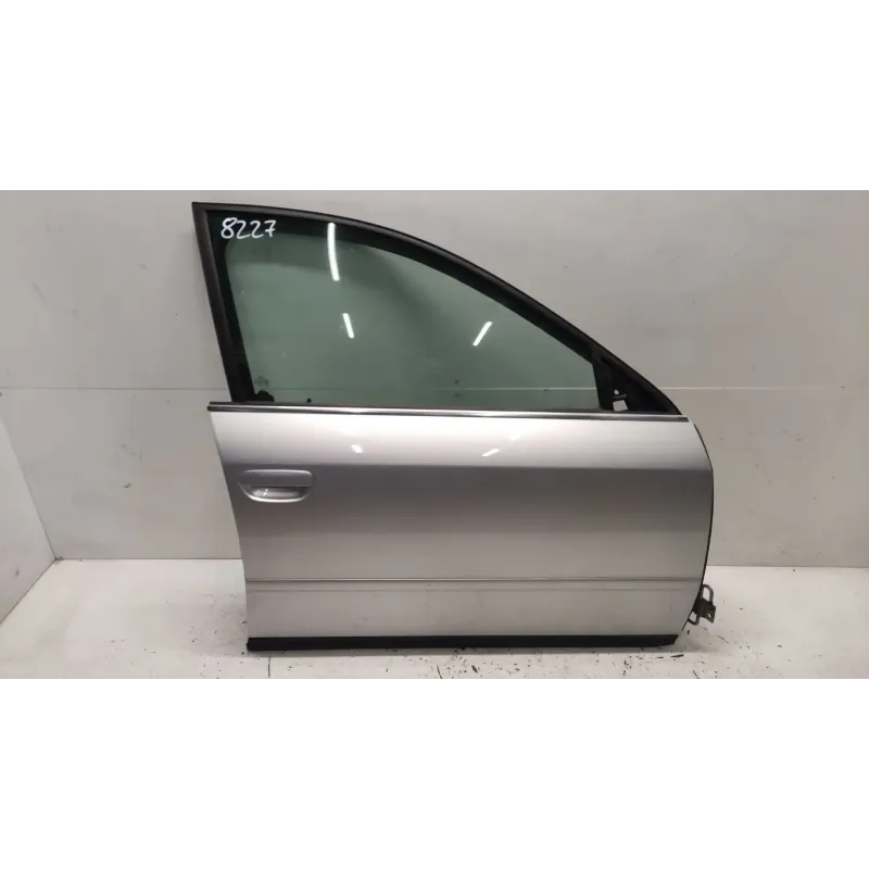Porte avant droite complete audi a6 4b c5