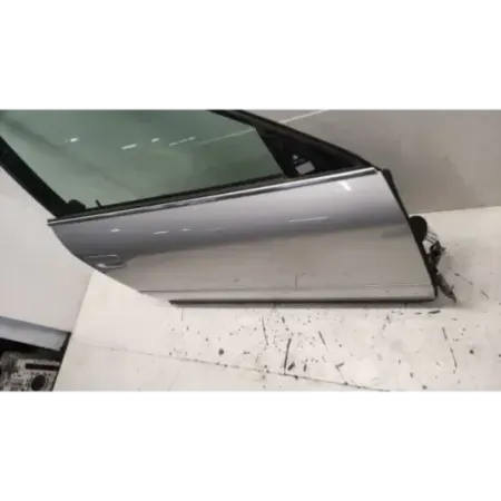 Porte avant droite audi a6 4b