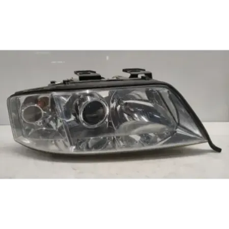 Phare droit audi a6 4b
