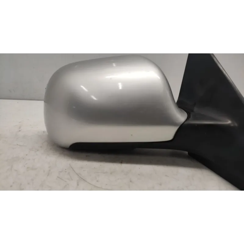Retroviseur droit audi a6 4b