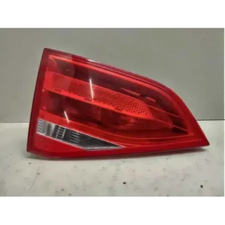 Feu arriere interieur gauche audi a4 8k b8