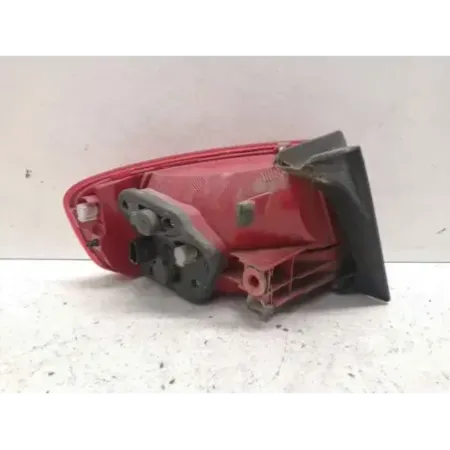 Feu arriere droit audi a4 8k b8
