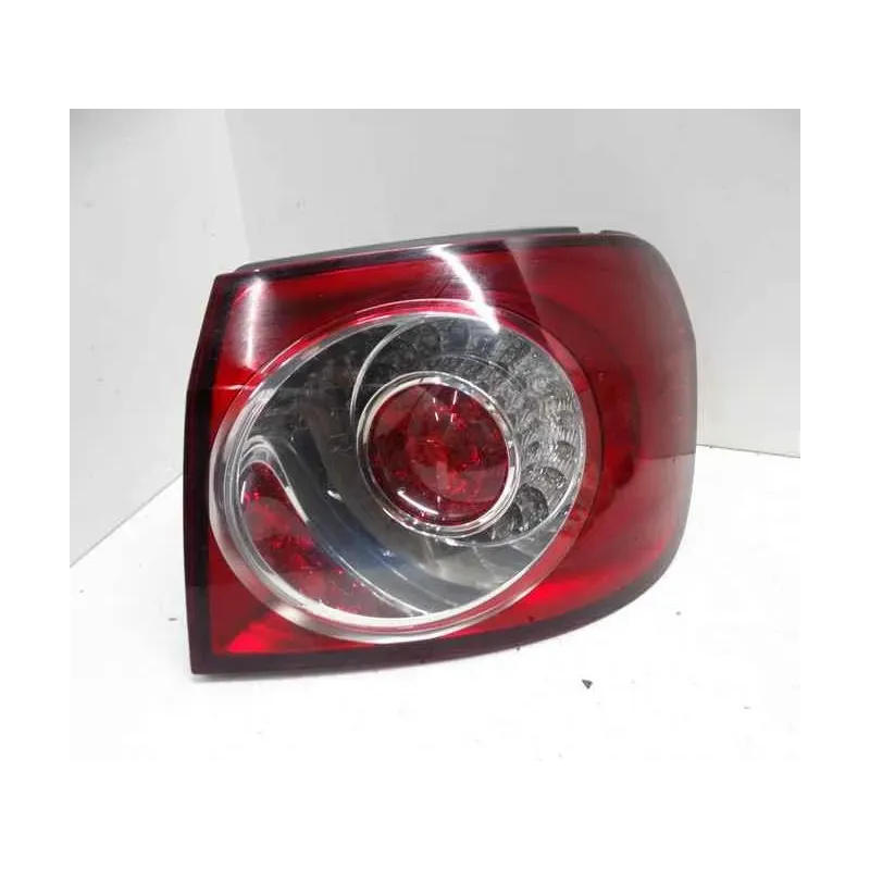 Feu arriere droit volkswagen golf plus