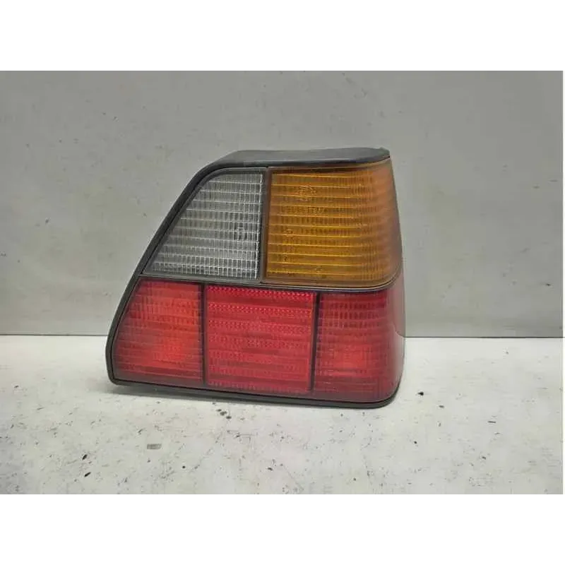 Feu arriere droit volkswagen golf 2 ii