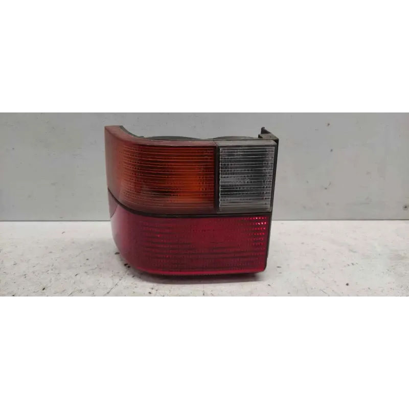 Feu arriere gauche volkswagen t4 transporter