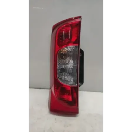 Feu arriere gauche peugeot bipper