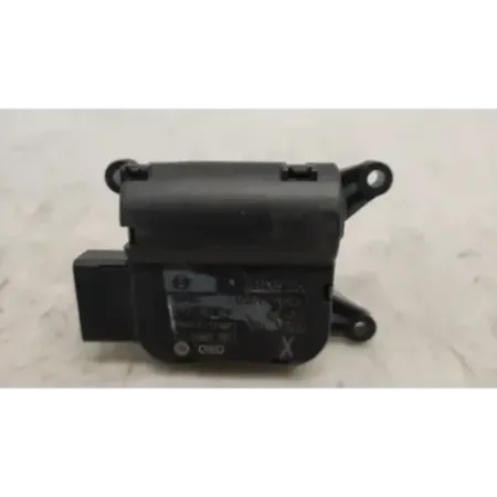 Moteur volet de chauffage volkswagen golf 5 v