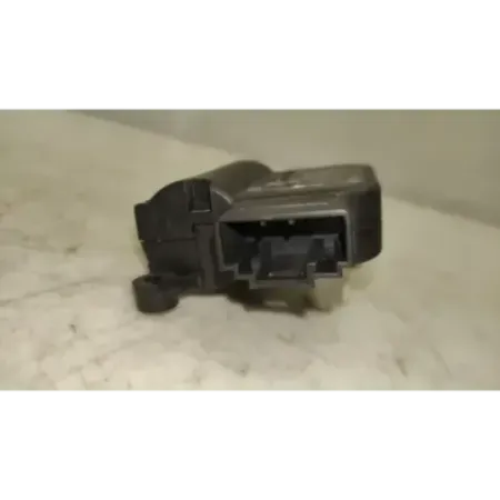 Moteur volet de chauffage volkswagen golf 5 v