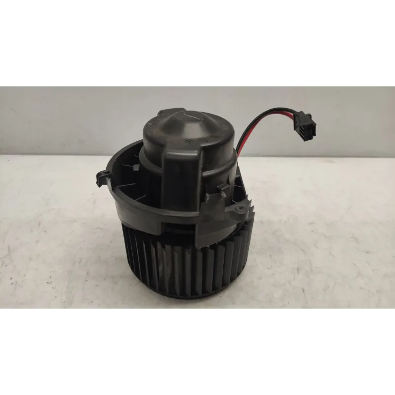 Ventilateur de chauffage mini f56