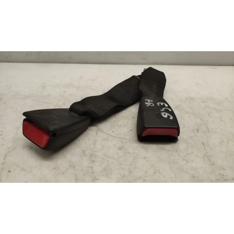 Ceinture arriere droite bmw serie 3 e46