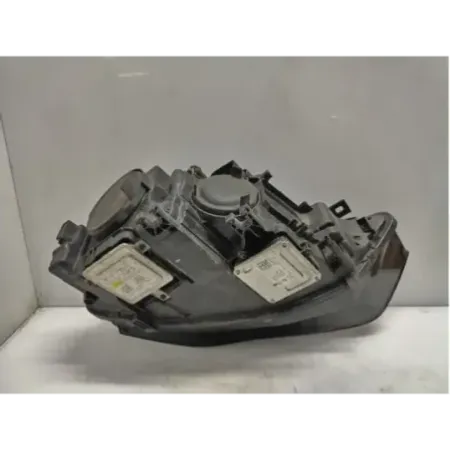 Phare droit audi a4 8k b8