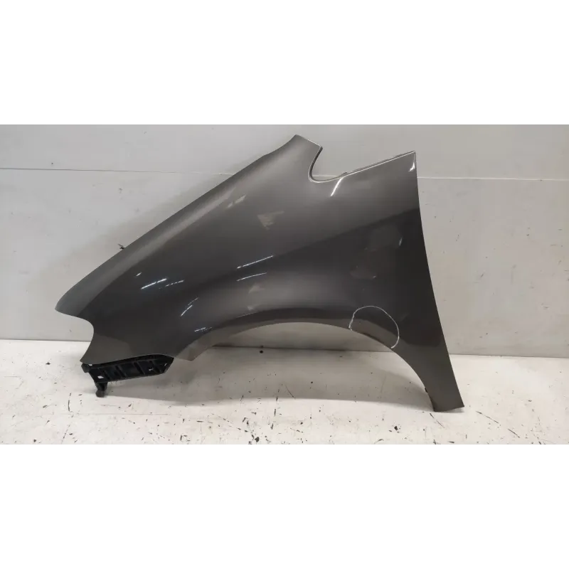 Aile avant gauche volkswagen touran 1t