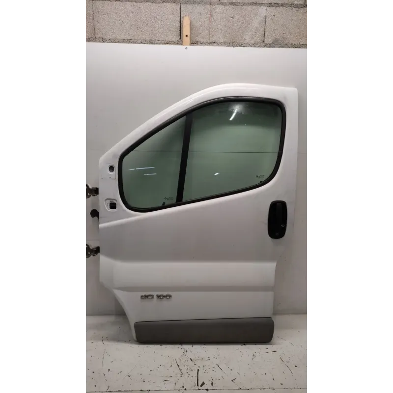 Porte avant gauche renault trafic